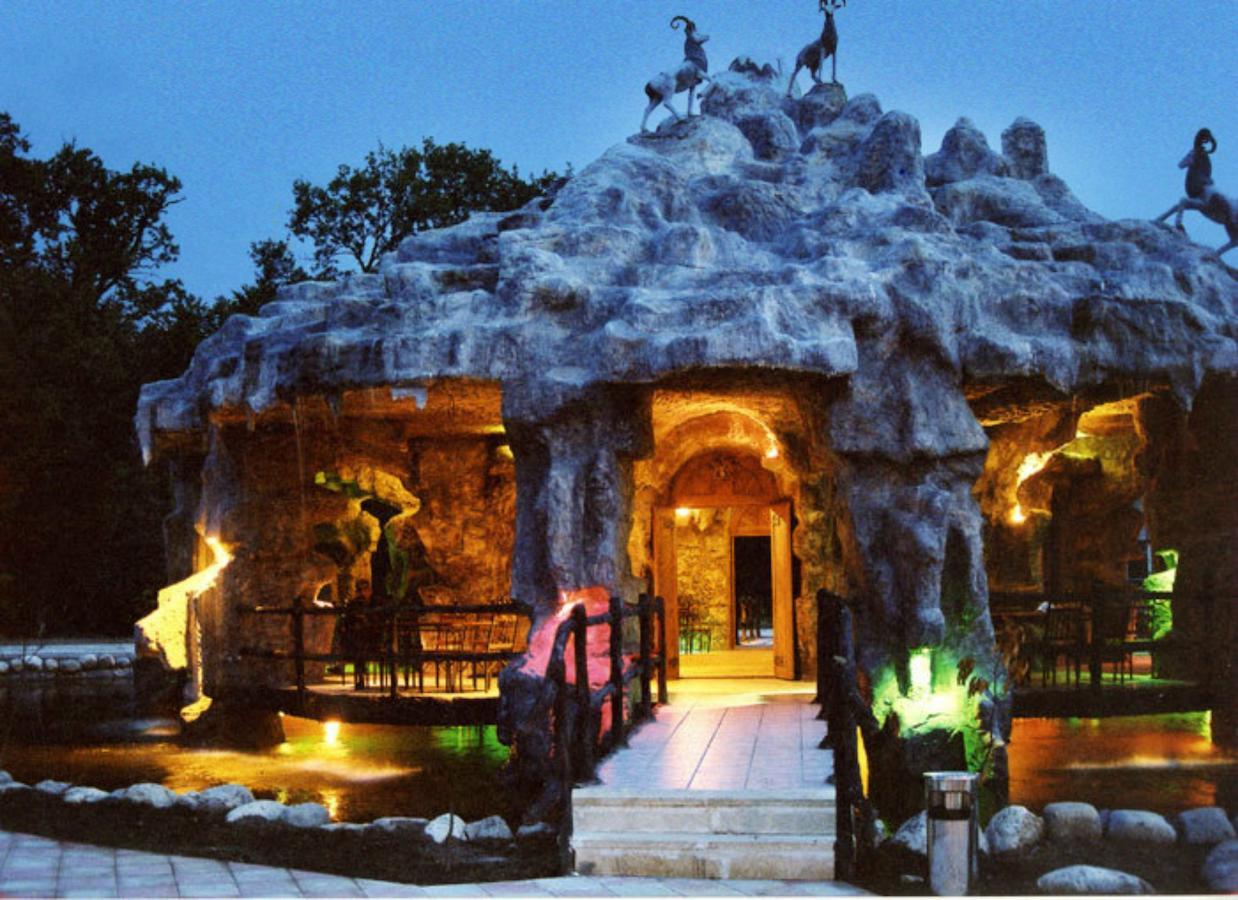 Atlant Holiday Village Nabran Room photo
